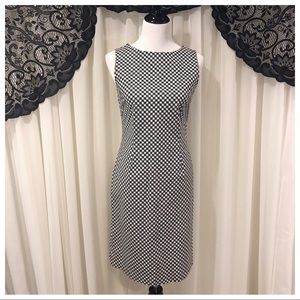 Bass Sleeveless Black & White Gingham Sheath Dress